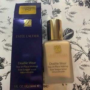 Estée Lauder double wear foundation